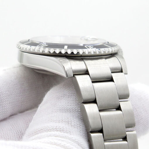 Rolex 16610LN Submariner - Image 9