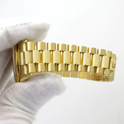 Rolex 18238 Day Date 18K Yellow Gold with Champagne Stick Dial - Image 13