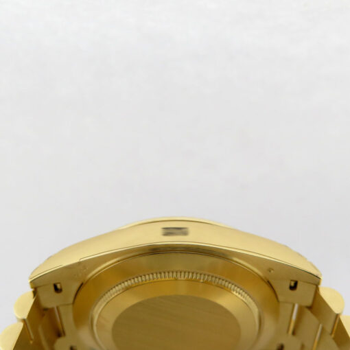 Rolex 228238 Day Date 40 18K Yellow Gold with Ombre Green Roman Dial - Image 5