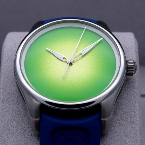H. Moser & Cie 3201-1204 Pioneer Centre Seconds Concept Citrus Green - Image 3
