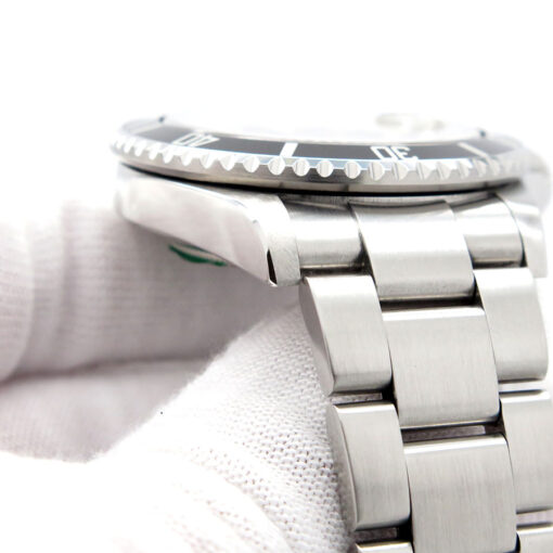 Rolex 16610LN Submariner - Image 9