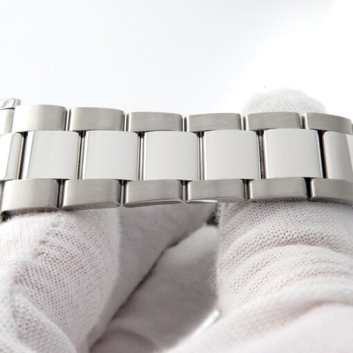 Rolex 116520 Cosmograph Daytona with Black Dial - Image 6