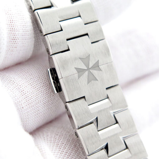 Vacheron Constantin 4520V Overseas with Black Dial Automatic - Image 8