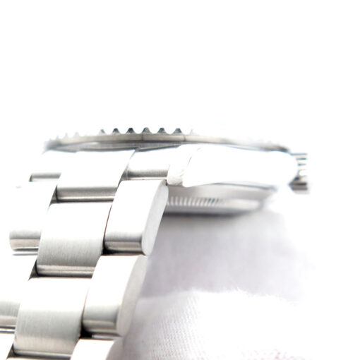 Rolex 16610LN Submariner - Image 8