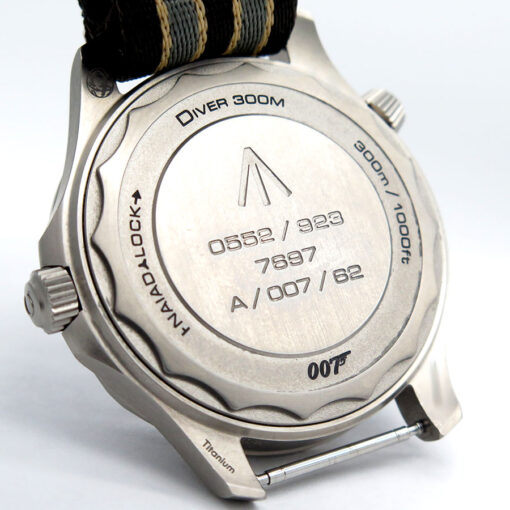 Omega Seamaster Diver 300m ‘007 Edition Titanium on NATO - Image 4