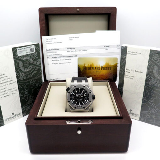 Audemars Piguet 15703ST Royal Oak Offshore Diver with Black Dial - Image 2