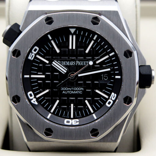 Audemars Piguet 15703ST Royal Oak Offshore Diver with Black Dial - Image 3