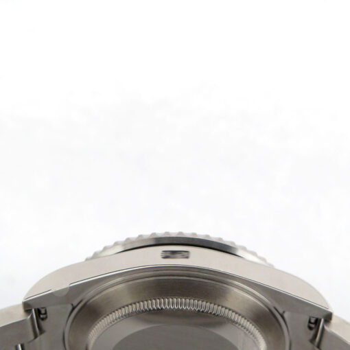 Rolex 16610LN Submariner (New Old Stock) - Image 5