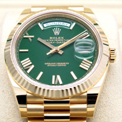 Rolex 228238 Day Date 40 18K Yellow Gold with Green Roman Dial - Image 3