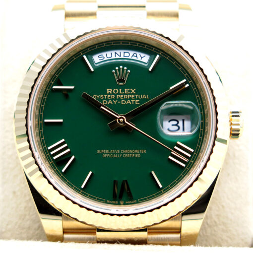 Rolex 228238 Day Date 40 18K Yellow Gold with Green Roman Dial - Image 4