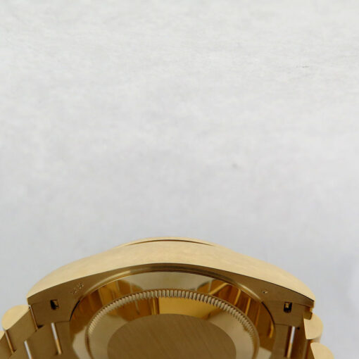 Rolex 228238 Day Date 40 18K Yellow Gold with Green Roman Dial - Image 6