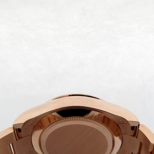 Rolex 116505 Cosmograph Daytona 18K Rose Gold with Meteorite Dial (New Old Stock) - Image 5