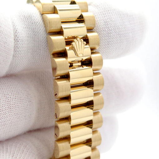 Rolex 118238 Day Date 18K Yellow Gold with Silver Rolex Motif Diamond Dial - Image 8