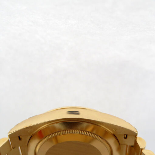 Rolex 228238 Day Date 40 18K Yellow Gold with Champagne Baguette Diamond Dial - Image 5