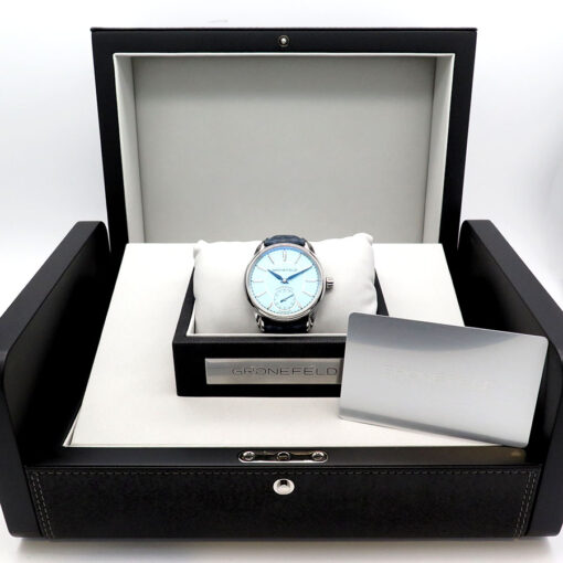 Alternative view of Gronefeld 1941 Principia Automatic Turquoise