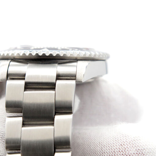 Rolex 16710 GMT Master II with Red/Black Bezel - Image 6