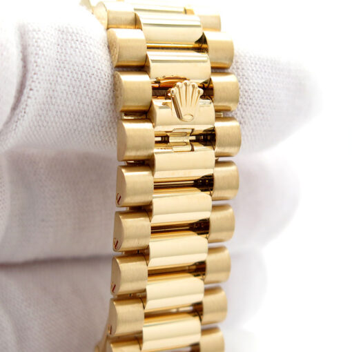 Rolex 228238 Day Date 40 18K Yellow Gold with Black Diamond Baguette Dial - Image 7