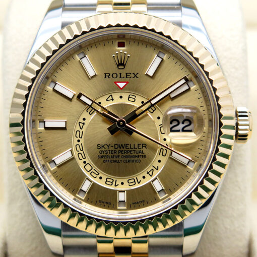 Rolex 326933 Skydweller 18K/SS with Champagne Dial on Jubilee - Image 3