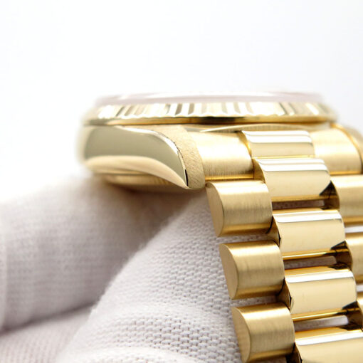 Rolex 18238 Day Date 18K Yellow Gold with White Roman Dial - Image 9