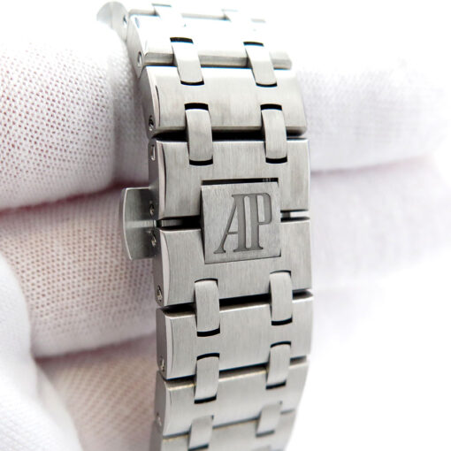 Audemars Piguet 26470IO Royal Oak Offshore Chronograph - Image 8
