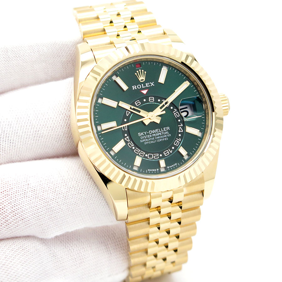 Rolex 336938 Skydweller 18K Yellow Gold with Bright Green Dial on Jubilee