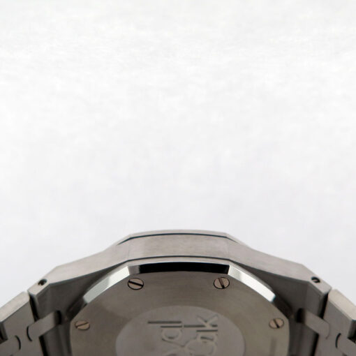 Audemars Piguet 26331ST Royal Oak Chronograph with Black Dial - Image 6