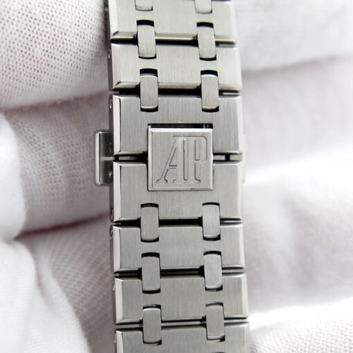 Audemars Piguet 26320ST Royal Oak Chronograph with Silver Dial - Image 7