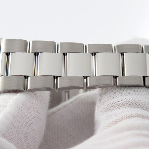 Rolex 16622 Yachtmaster with Platinum Dial - Image 6