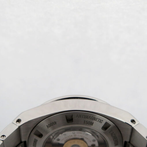 Vacheron Constantin 4600V Overseas 35mm with Blue Dial Automatic - Image 6