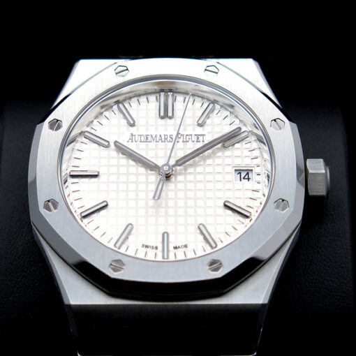 Audemars Piguet 15550ST Royal Oak "50th Anniversary " with Silver Dial - Image 3