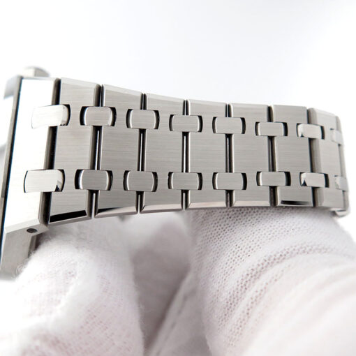 Audemars Piguet 15550ST Royal Oak "50th Anniversary " with Silver Dial - Image 9