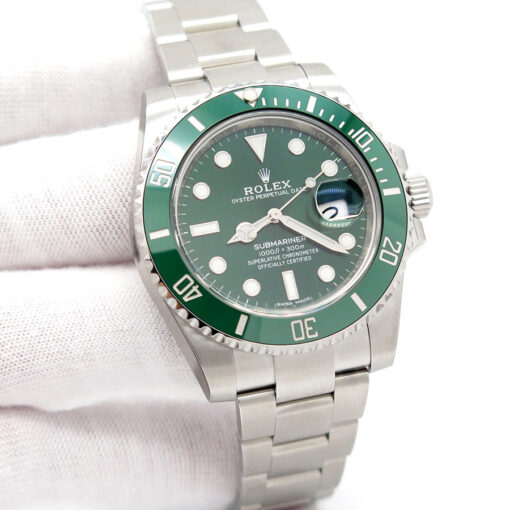 Rolex 116610LV Submariner (New Old Stock)