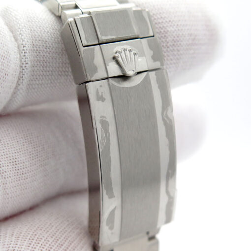 Rolex 116610LN Submariner (New Old Stock) - Image 7