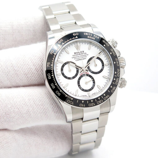 Rolex 126500LN Cosmograph Daytona with White Dial