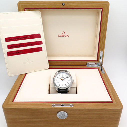 Omega Seamaster Aqua Terra 150m with Silver Dial on Rubber Strap - Image 2