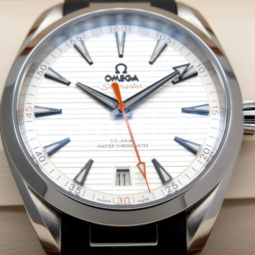 Omega Seamaster Aqua Terra 150m with Silver Dial on Rubber Strap - Image 3