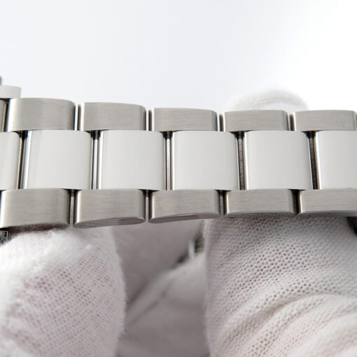 Rolex 126500LN Cosmograph Daytona with White Dial - Image 8