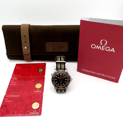 Omega Seamaster Diver 300m ‘007 Edition Titanium on NATO - Image 2