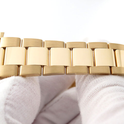 Rolex 116618LN Submariner 18K Yellow Gold - Image 6