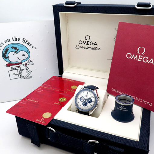 Omega Speedmaster 50th Anniversary Chronograph “Silver Snoopy Award” - Image 2