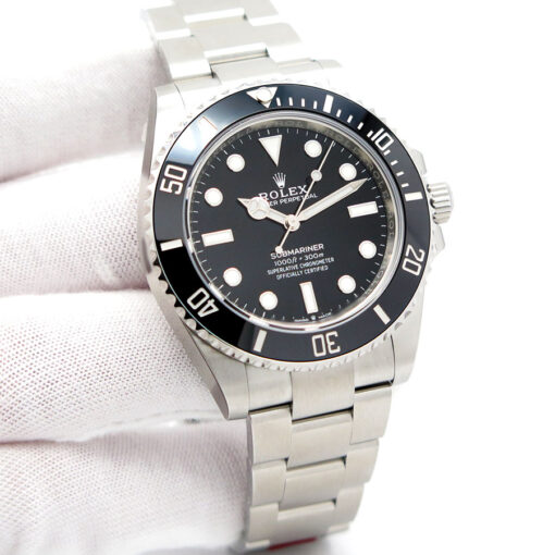 Rolex 124060 Submariner 41 No Date (New Old Stock)