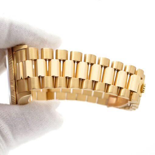 Rolex 18238 Day Date 18K Yellow Gold with Champagne Diamond Dial - Image 13