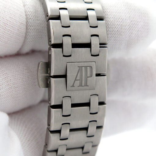 Audemars Piguet 26238TI Royal Oak Offshore Titanium Chronograph Automatic - Image 8