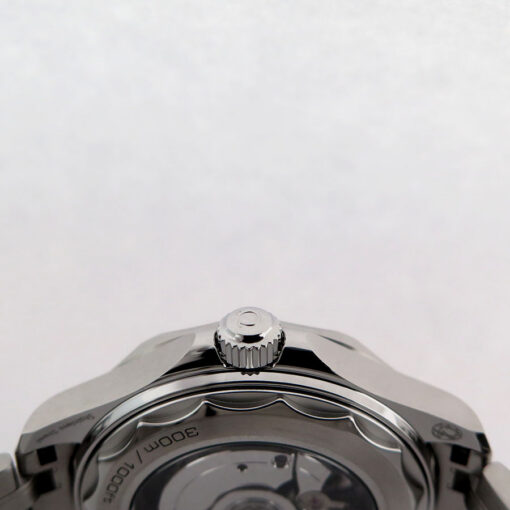 Omega Seamaster Diver 300m with Grey Dial on Bracelet - Image 6