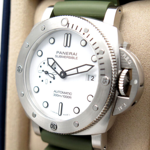 Panerai PAM 1595 Submersible QuarantaQuattro 44mm - Image 4