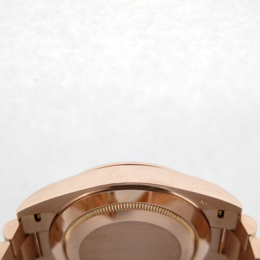Rolex 228235 Day Date 40 18K Rose Gold with Olive Green Dial - Image 5