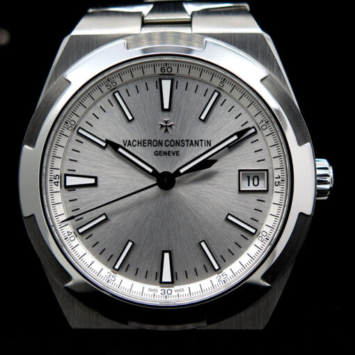 Vacheron Constantin 4500V Overseas Automatic with Silver Dial - Image 3