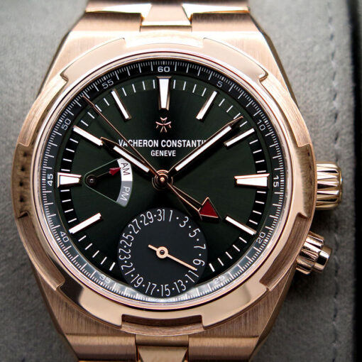 Vacheron Constantin 7920V Overseas Dual Time 18K Rose Gold with Green Dial - Image 3