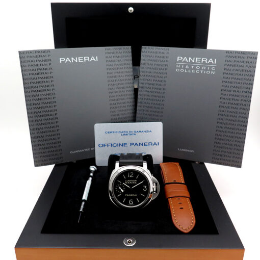 Panerai PAM 111 Luminor Marina 44mm Manual Wind - Image 2