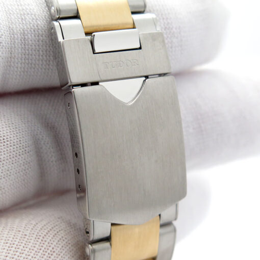 Tudor 79733N Black Bay S&G 18K/SS with Champagne Dial on Bracelet - Image 7
